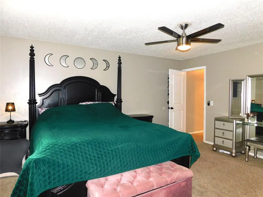 Photo 15 — 8225 Willow Creek Boulevard, Oklahoma City, OK 73162