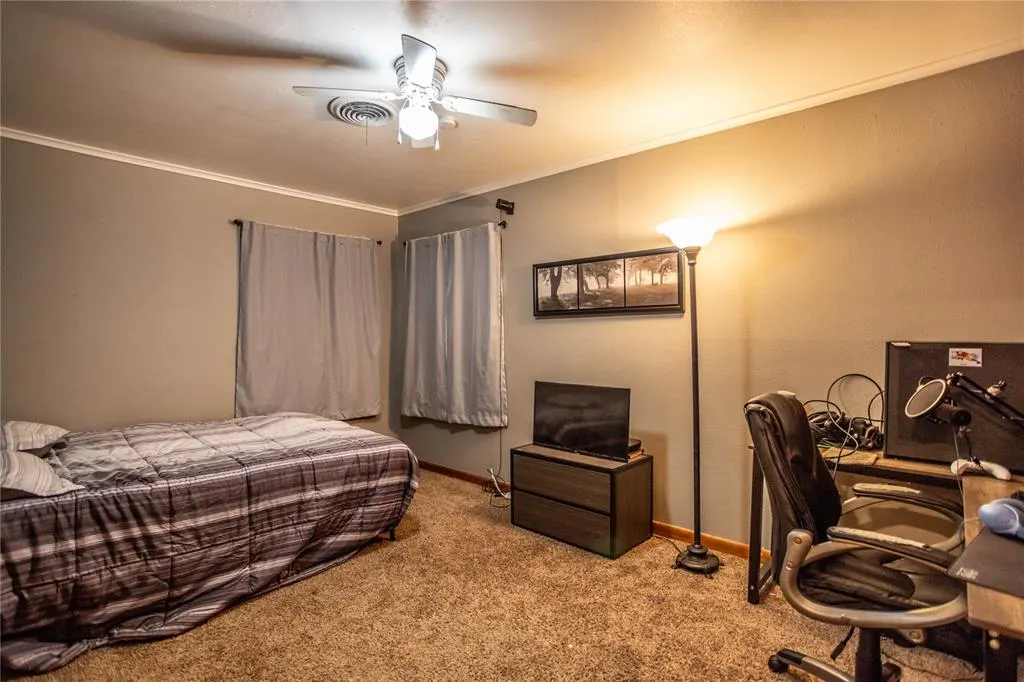 Photo 15 — 408 E Huber Avenue, Weatherford, OK 73096