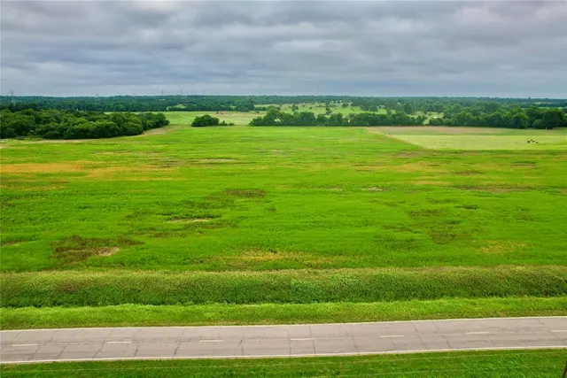 Photo 6 — 0003 N Harrah Road, Harrah, OK 73045