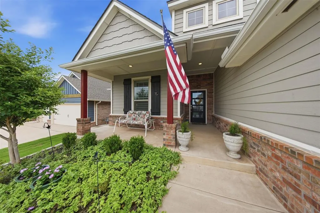 Photo 4 — 9208 NW 90th Street, Yukon, OK 73099