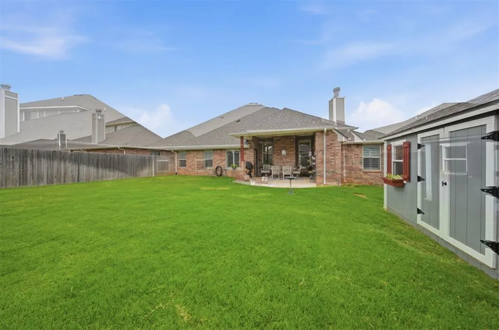 Photo 38 — 9208 NW 90th Street, Yukon, OK 73099