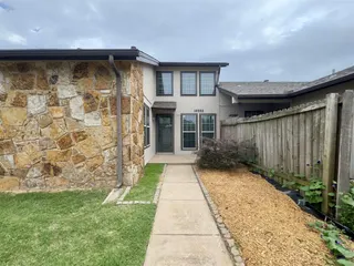 Sold home at 14002 Crossing Way