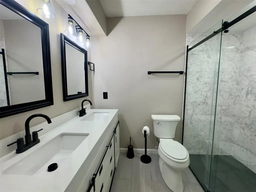 Photo 11 — 14002 Crossing Way, Edmond, OK 73013
