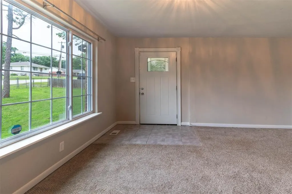 Photo 6 — 1531 W 46th Street, Tulsa, OK 74107