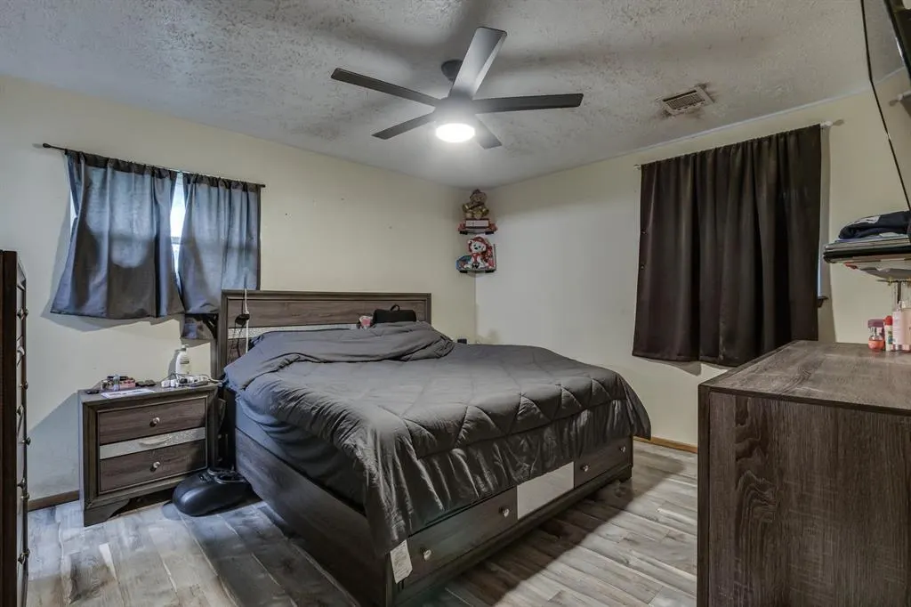 Photo 13 — 7017 NW 28th Street, Bethany, OK 73008