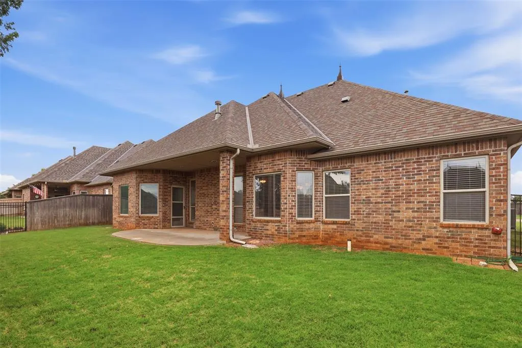 Photo 40 — 12508 Chateaux Road, Oklahoma City, OK 73142