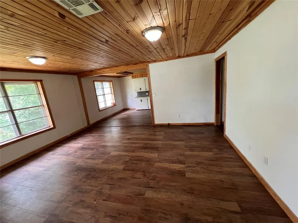 Photo 3 — 1209 Jefferson Street, Seminole, OK 74868