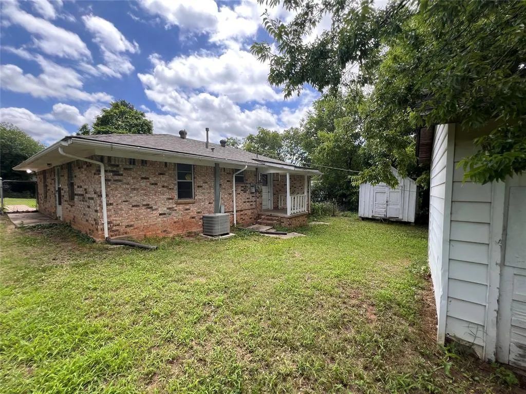 Photo 30 — 1209 Jefferson Street, Seminole, OK 74868