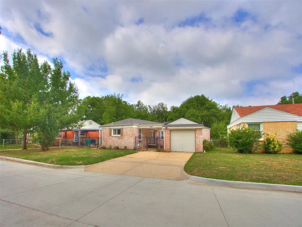 Photo 4 — 4613 N Hamilton Drive, Oklahoma City, OK 73112