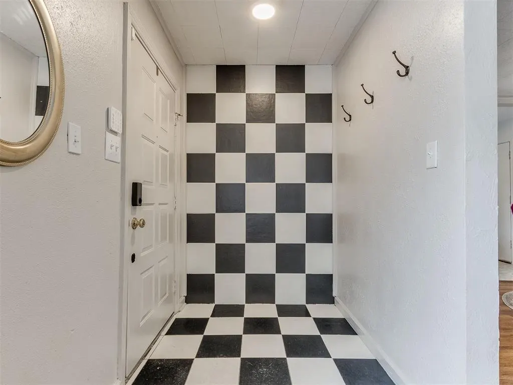 Photo 7 — 4613 N Hamilton Drive, Oklahoma City, OK 73112