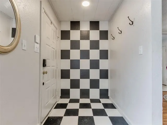 Photo 7 — 4613 N Hamilton Drive, Oklahoma City, OK 73112
