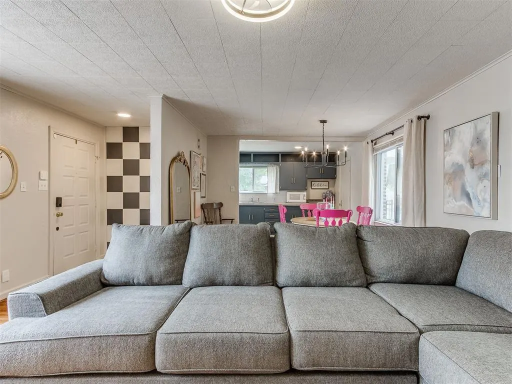 Photo 10 — 4613 N Hamilton Drive, Oklahoma City, OK 73112