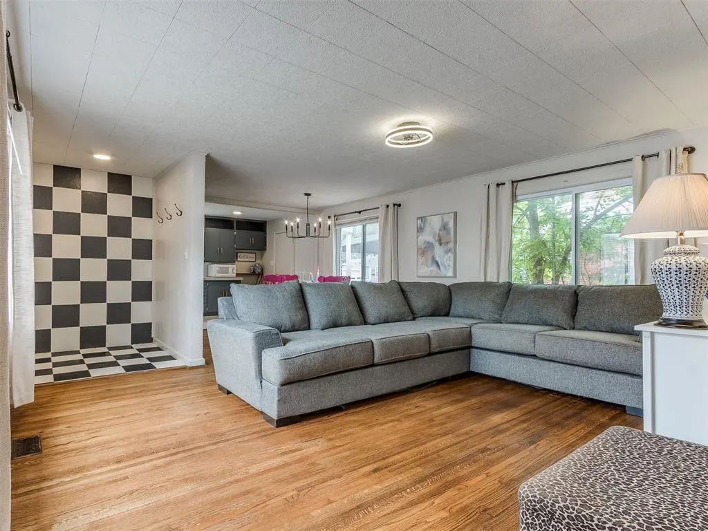 Photo 11 — 4613 N Hamilton Drive, Oklahoma City, OK 73112