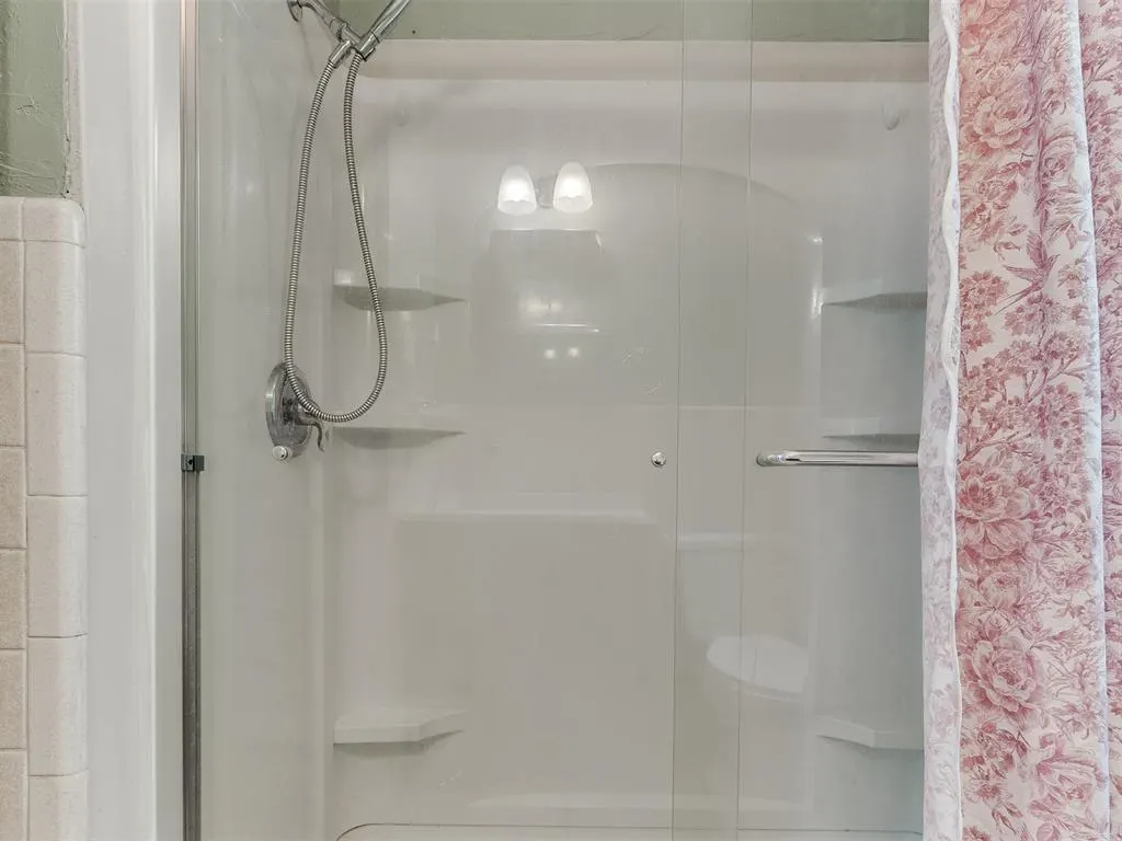 Photo 27 — 4613 N Hamilton Drive, Oklahoma City, OK 73112