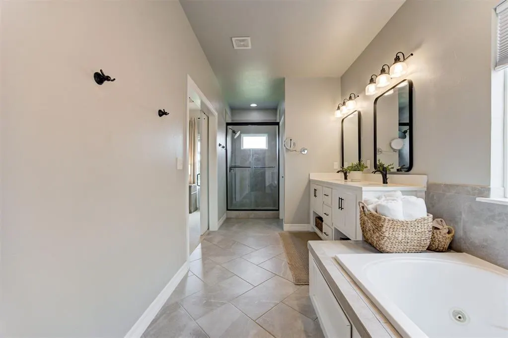 Photo 21 — 8420 NW 134th Street, Oklahoma City, OK 73142