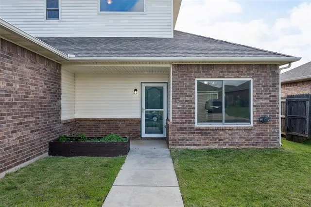 Photo 4 — 2812 Sunberry Way, Yukon, OK 73099