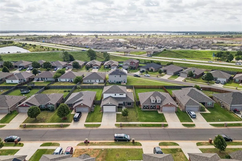 Photo 48 — 2812 Sunberry Way, Yukon, OK 73099