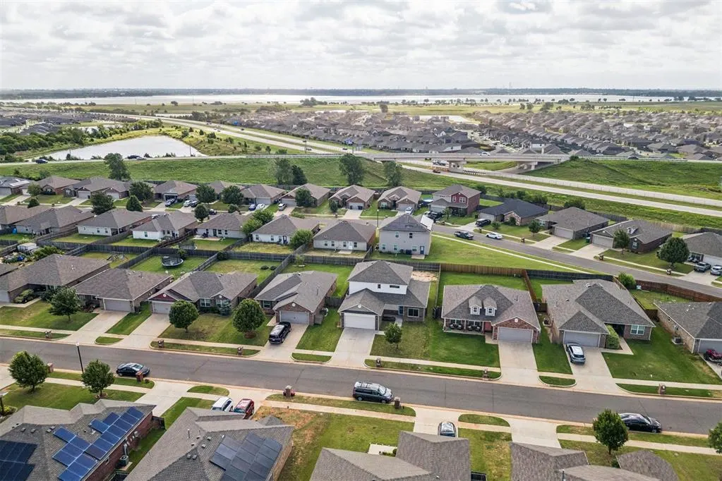 Photo 49 — 2812 Sunberry Way, Yukon, OK 73099