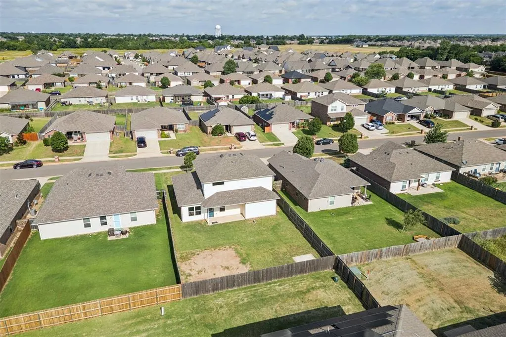 Photo 50 — 2812 Sunberry Way, Yukon, OK 73099