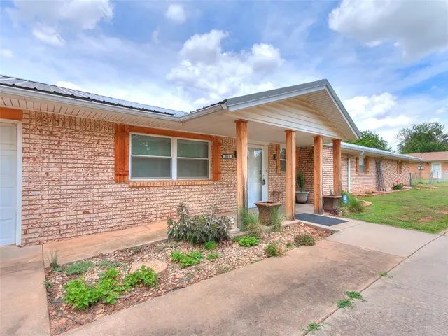 Photo 4 — 805 E Lea Terrace, Mustang, OK 73064