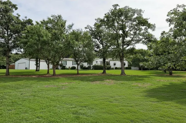 Front exterior — 13270 El Zorro, Edmond, OK 73034