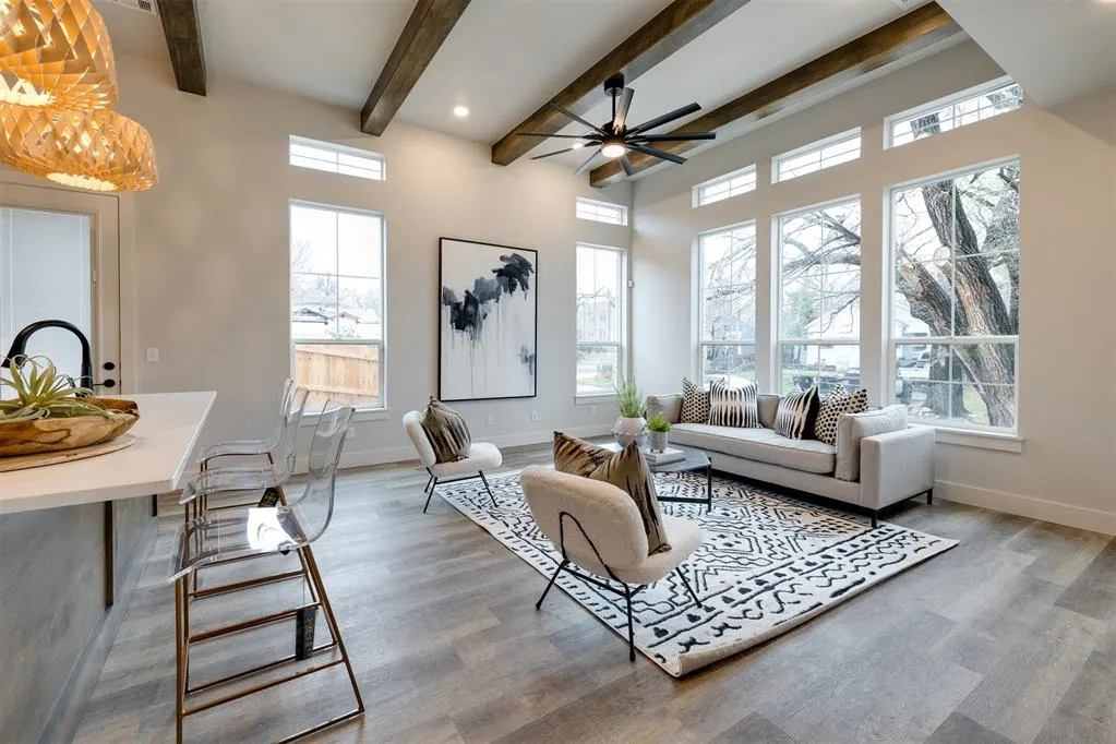 Photo 7 — 1705 NW 11th Street, Oklahoma City, OK 73106