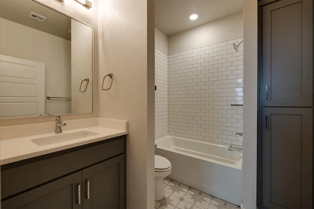 Photo 42 — 1705 NW 11th Street, Oklahoma City, OK 73106