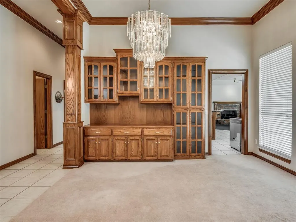 Photo 6 — 10917 Fountain Boulevard, Oklahoma City, OK 73170
