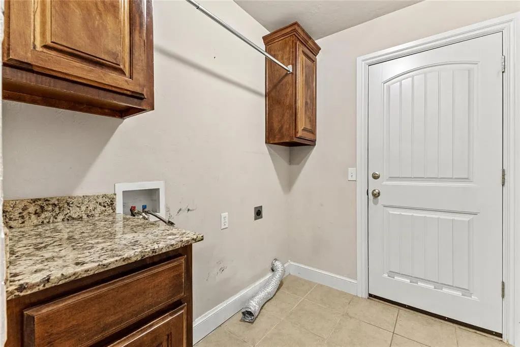 Photo 15 — 2209 Stratta Drive, Weatherford, OK 73096