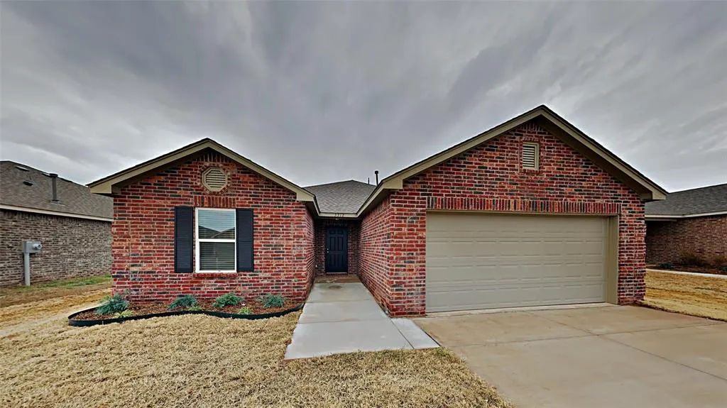 Front exterior — 5312 Mac Road, Tuttle, OK 73089