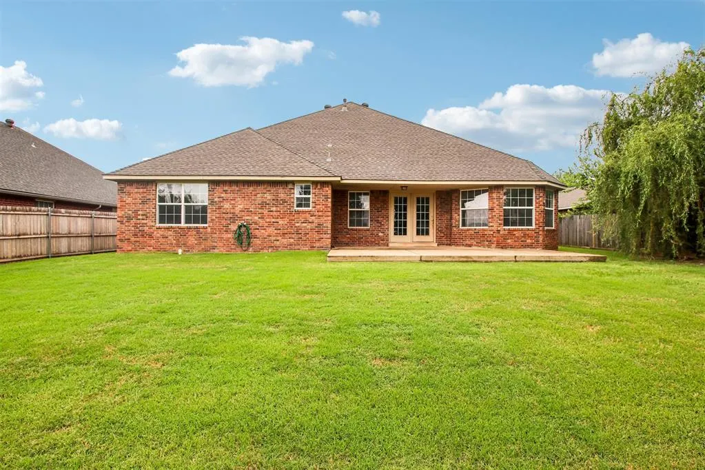 Photo 36 — 300 Ridge Lake Boulevard, Norman, OK 73071