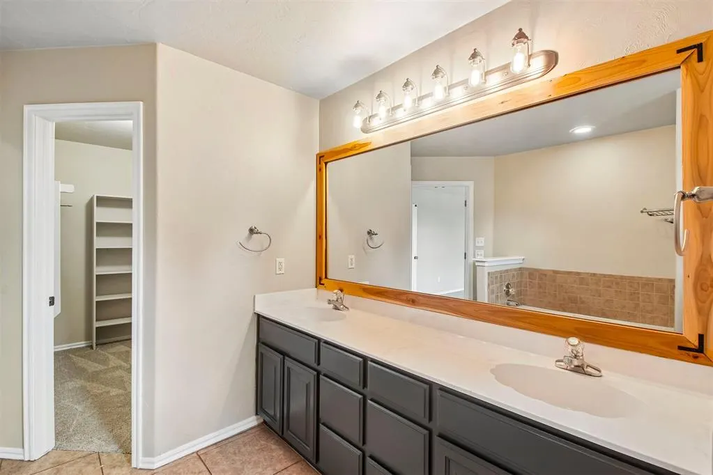 Photo 30 — 300 Ridge Lake Boulevard, Norman, OK 73071