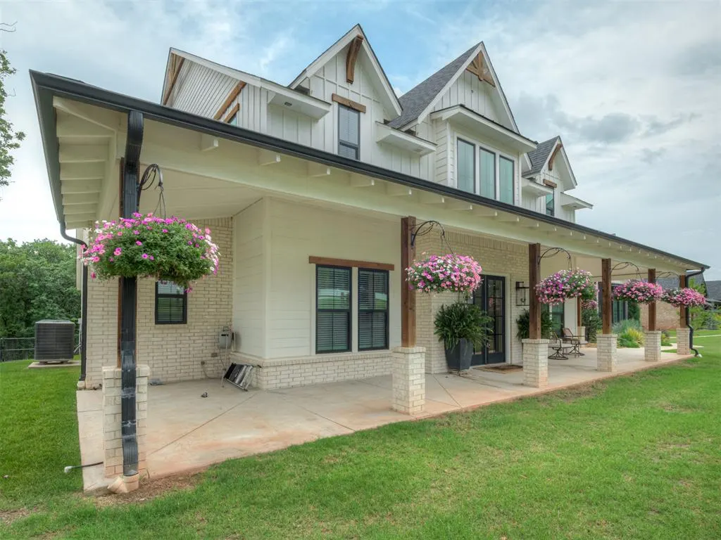 Photo 2 — 14140 Walnut Ridge, Arcadia, OK 73007