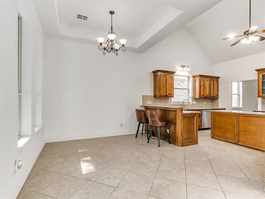 Photo 13 — 19316 Cade Court, Edmond, OK 73012