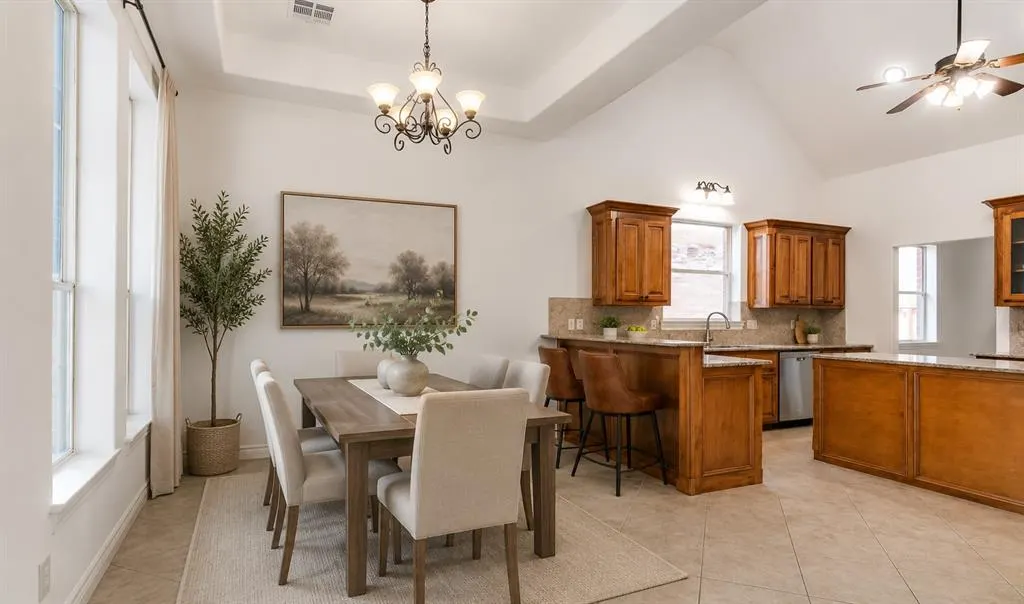 Photo 9 — 19316 Cade Court, Edmond, OK 73012