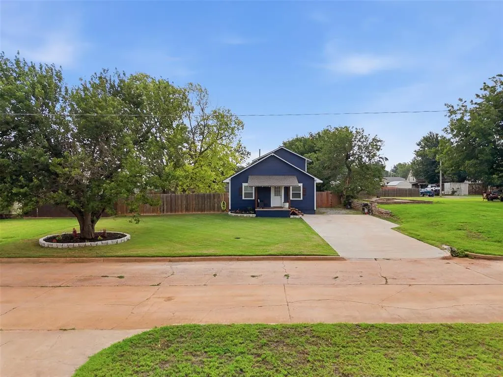 Photo 4 — 903 S 12th Street, Kingfisher, OK 73750