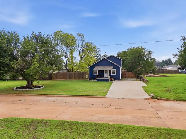 Photo 5 — 903 S 12th Street, Kingfisher, OK 73750