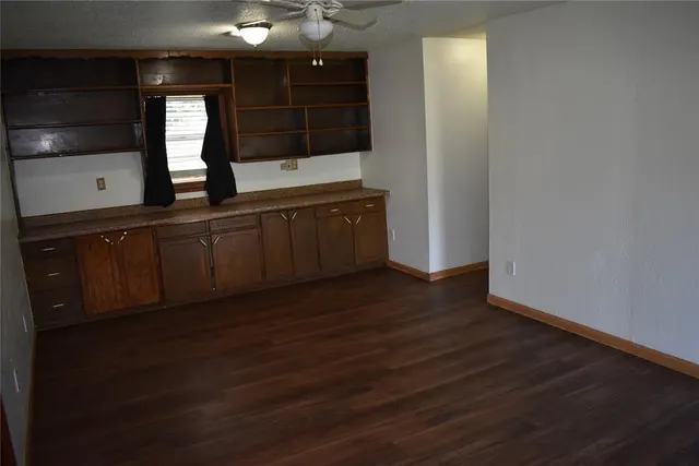 Photo 5 — 428 S 8th Street, Yukon, OK 73099
