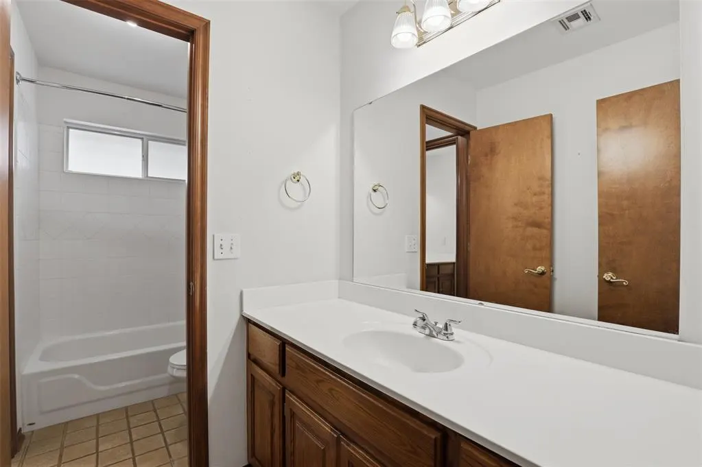 Photo 31 — 2608 Kingsley Lane, Oklahoma City, OK 73128