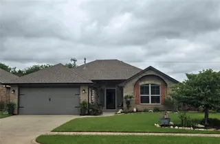 Sold home at 8901 SW 36th Street