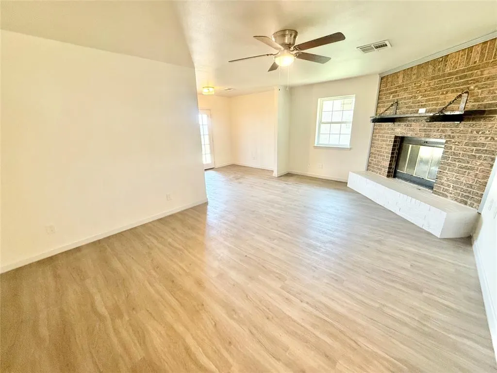 Photo 3 — 608 Libra Street, Altus, OK 73521