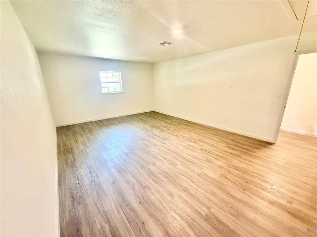 Photo 4 — 608 Libra Street, Altus, OK 73521