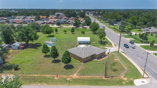 Photo 6 — 1601 S Webster Drive, Oklahoma City, OK 73130