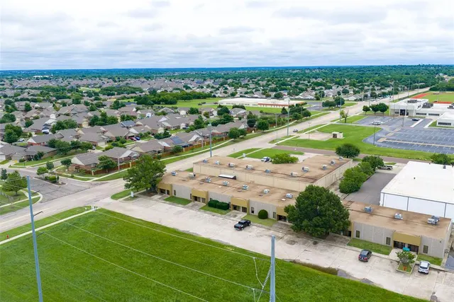 Photo 6 — 800 W Rock Creek Road 107, Norman, OK 73069
