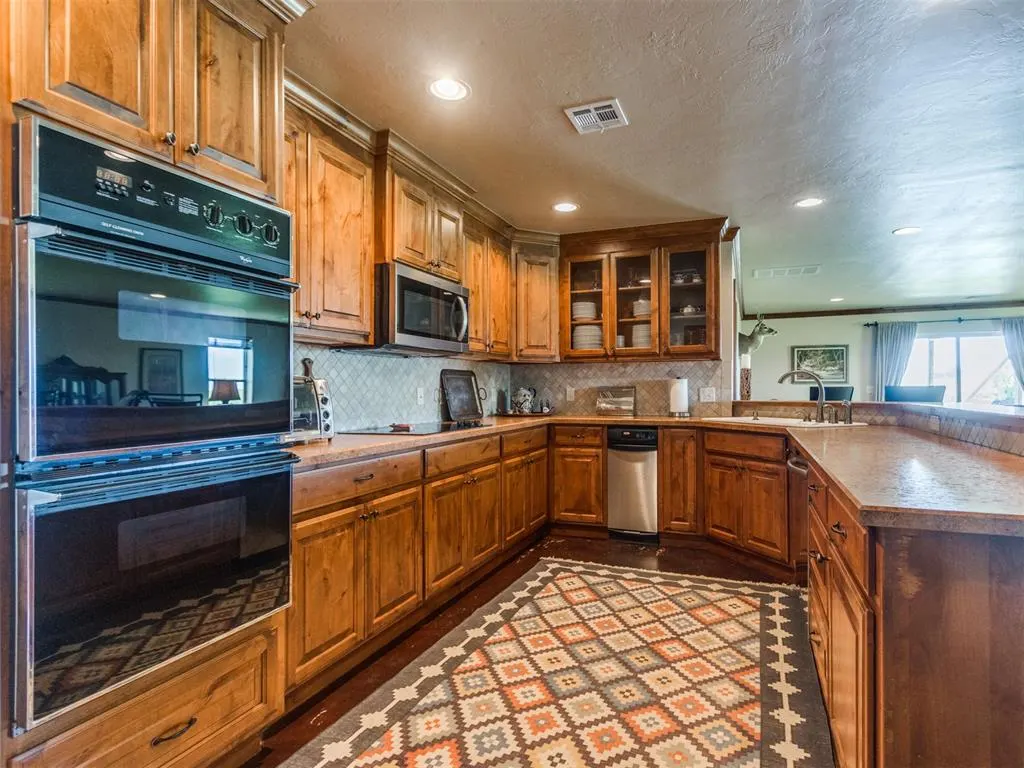 Photo 21 — 16248 N Evans Road, Okarche, OK 73762