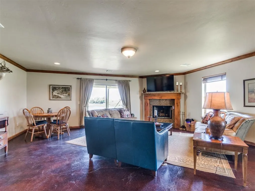Photo 24 — 16248 N Evans Road, Okarche, OK 73762