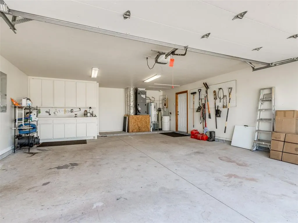 Photo 35 — 16248 N Evans Road, Okarche, OK 73762