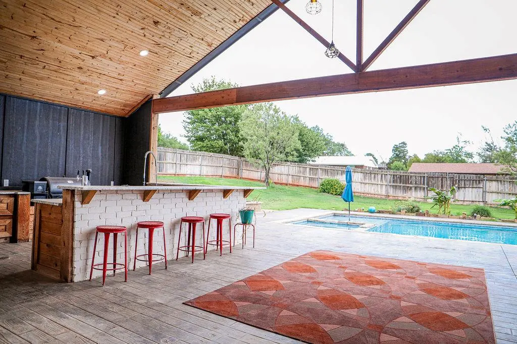 Photo 4 — 6 S Covey Street, Sayre, OK 73662