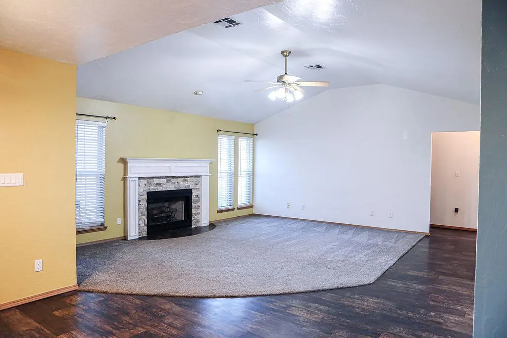 Photo 23 — 6 S Covey Street, Sayre, OK 73662