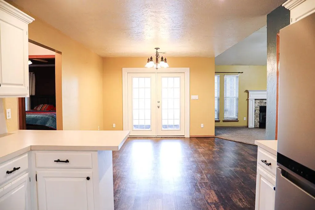 Photo 32 — 6 S Covey Street, Sayre, OK 73662